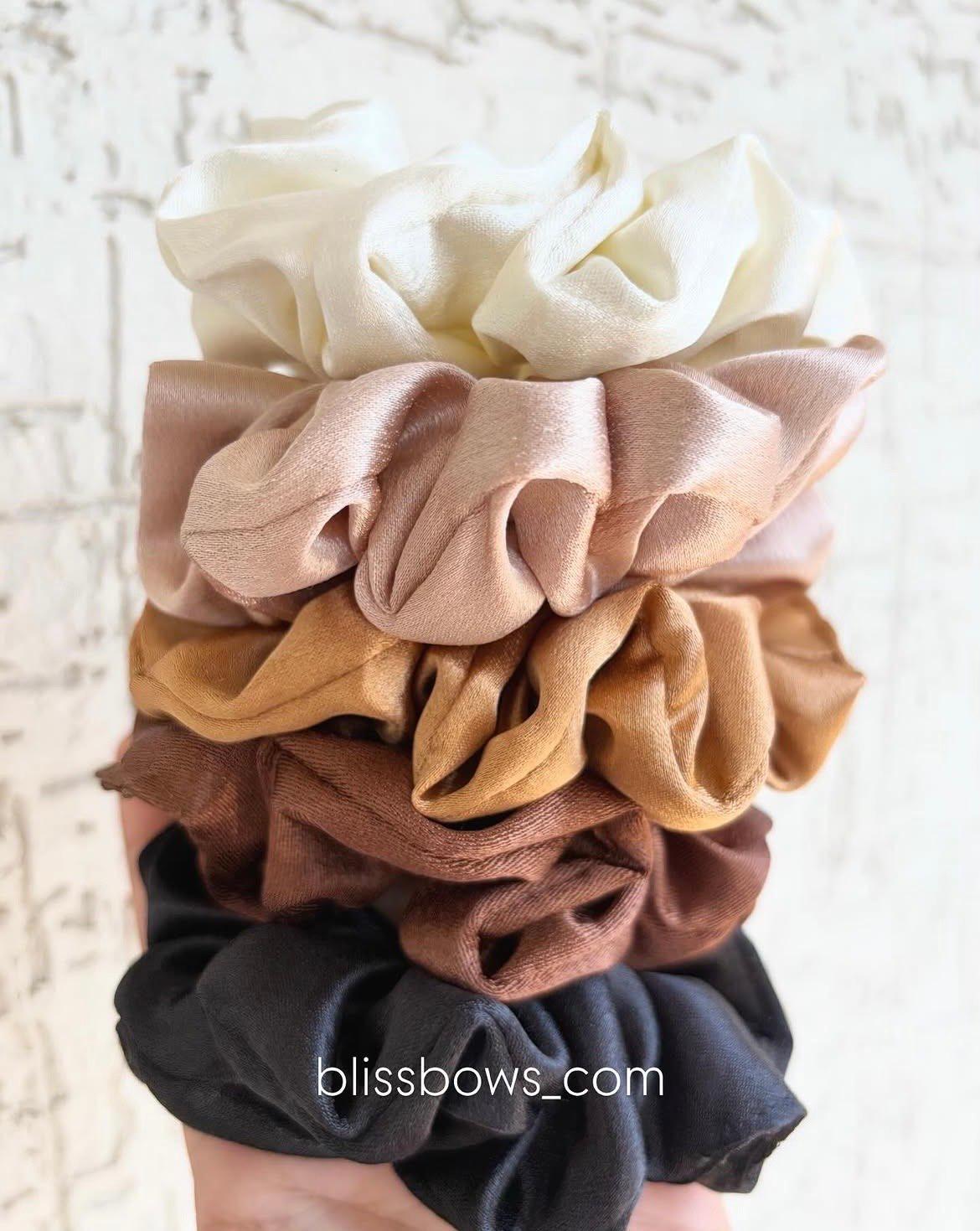 Satin scrunchies- SANDY - Image 1