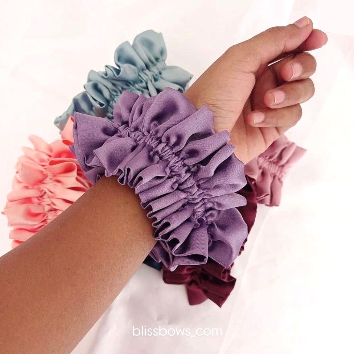 Dual fluffy scrunchies - Image 1