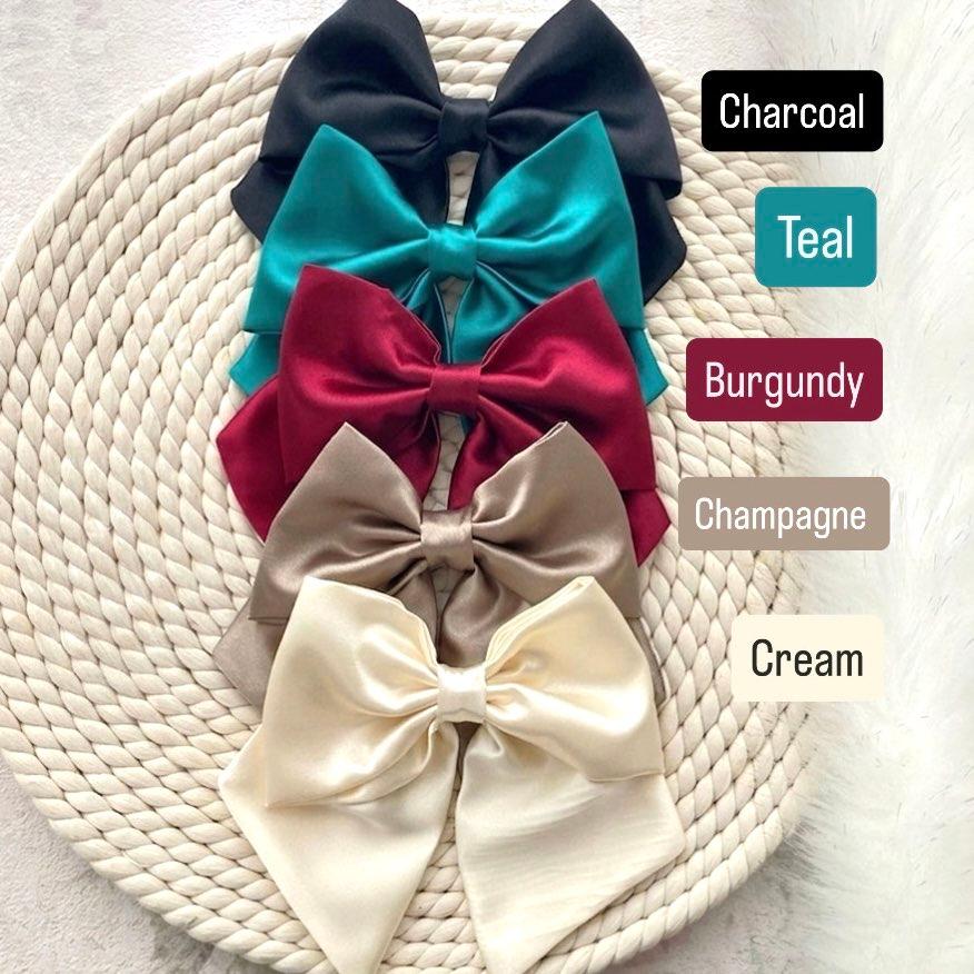 Satin bow clips - Image 1